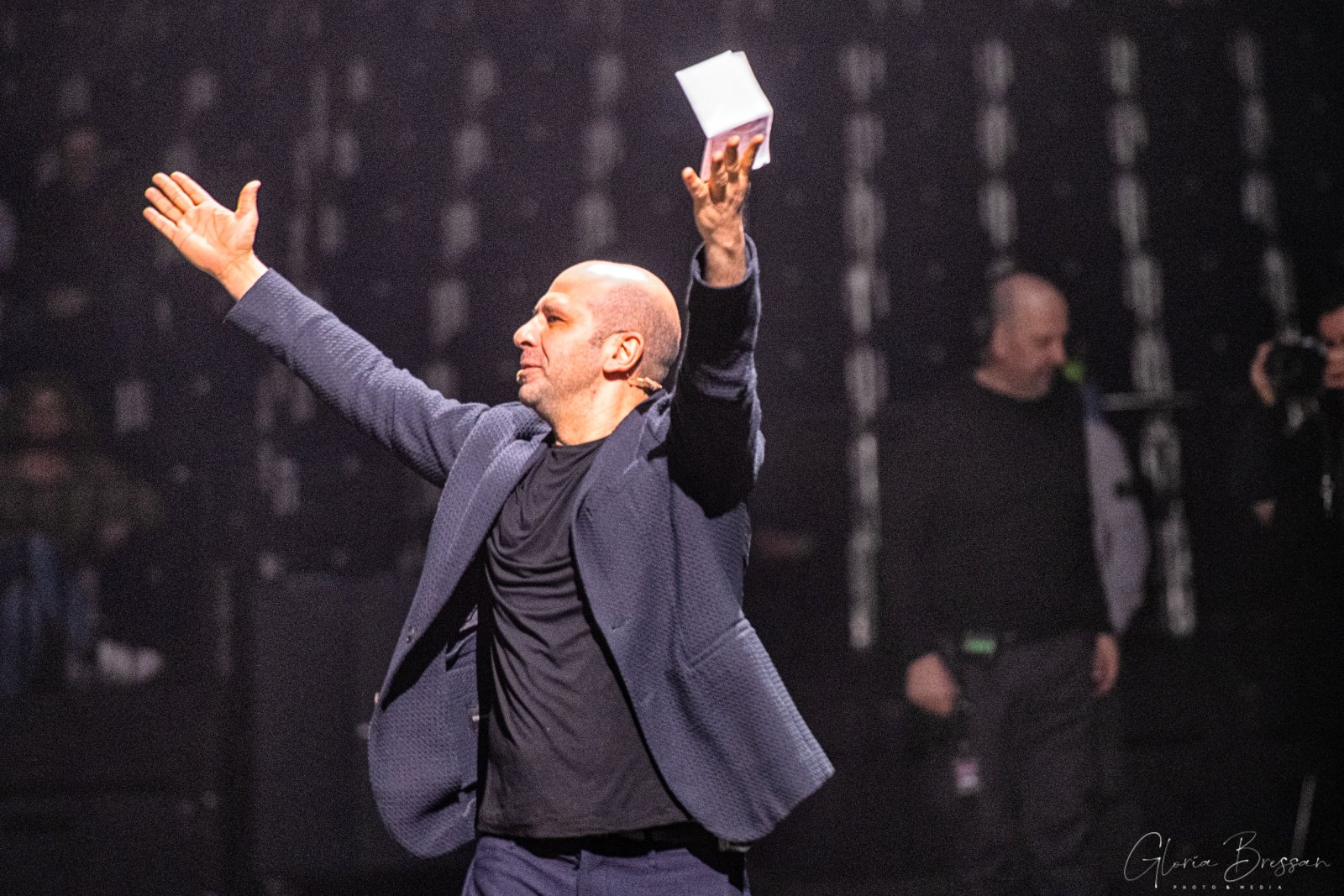 Les photos du spectacle de Checco Zalone à Zurich, ses premiers pas en Suisse