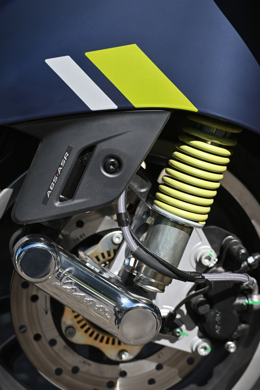 Vespa GTS SuperTech 300