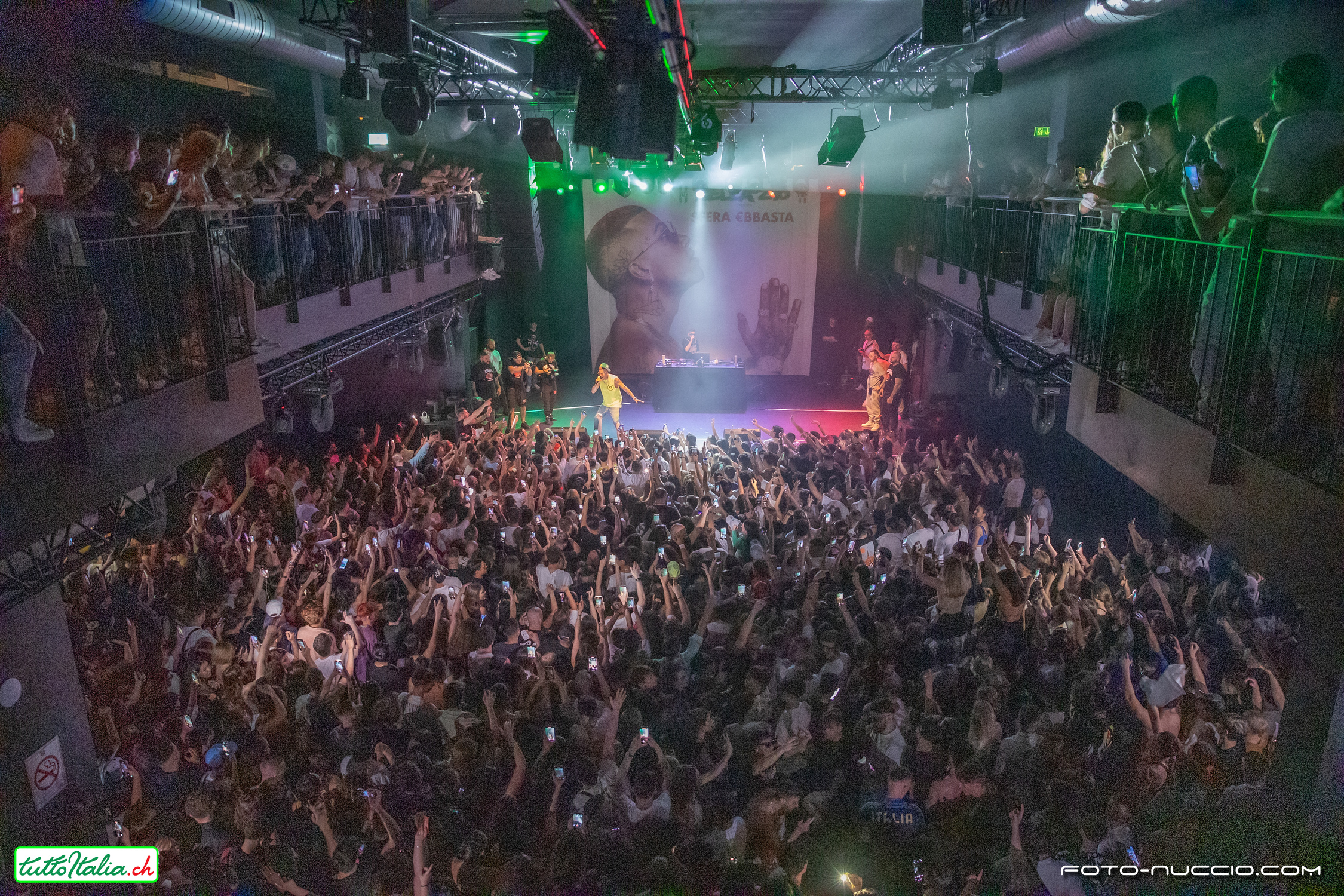 Sfera Ebbasta live in concerto a Zurigo 4 giugno 2022 Komplex 457 Zurigo Tuttoitalia