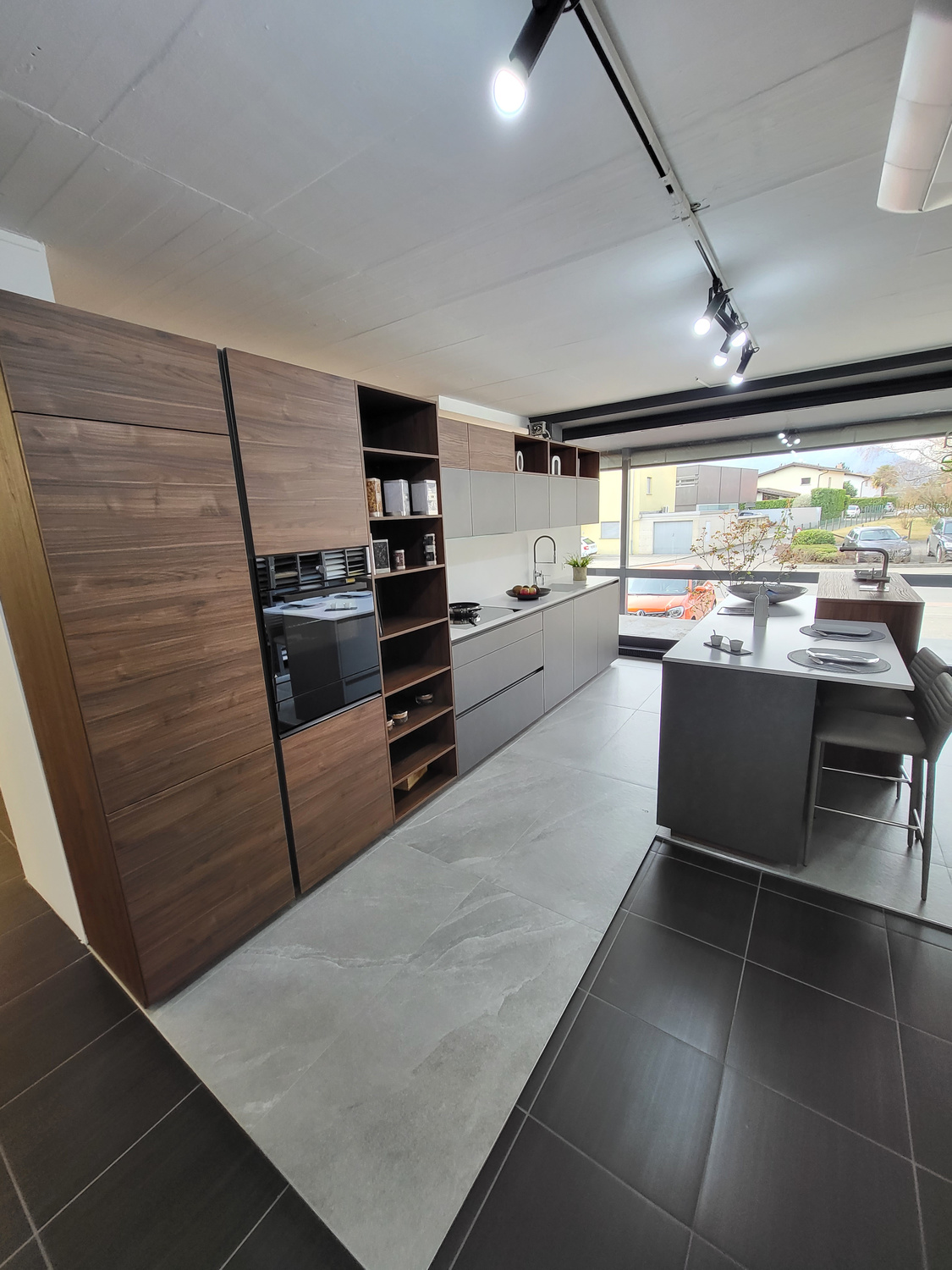 Italian kitchens up to 60% off: take advantage of the offer on the display kitchens
