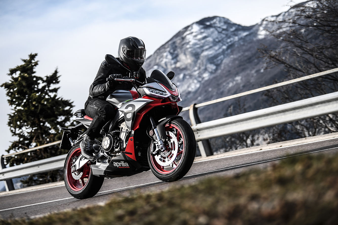 Aprilia Tuono 660 Day: test rides across Switzerland