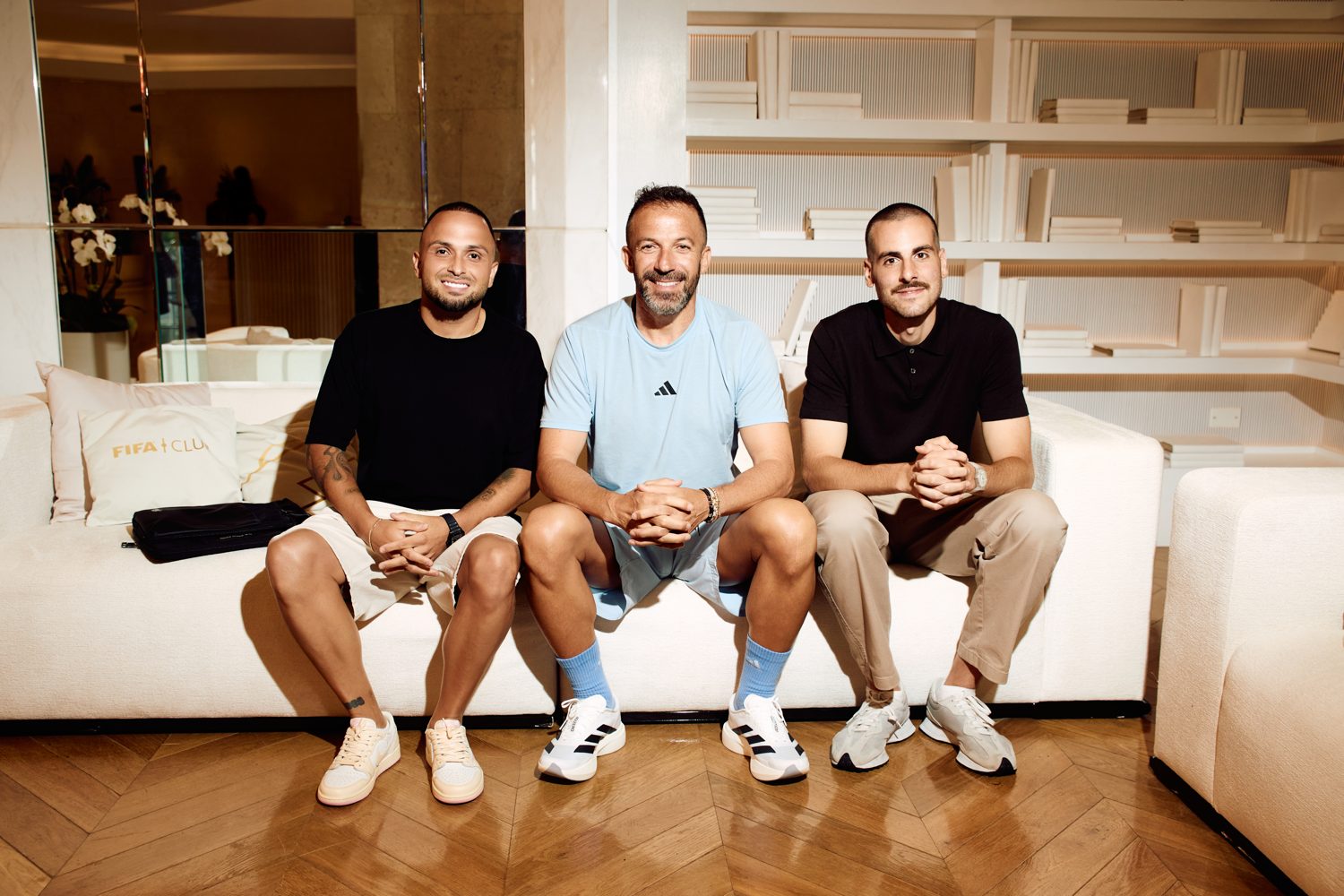 Die beiden Organisatoren, Marcel Nalyan und Roberto Pinto, mit Alessandro Del Piero (Mitte).