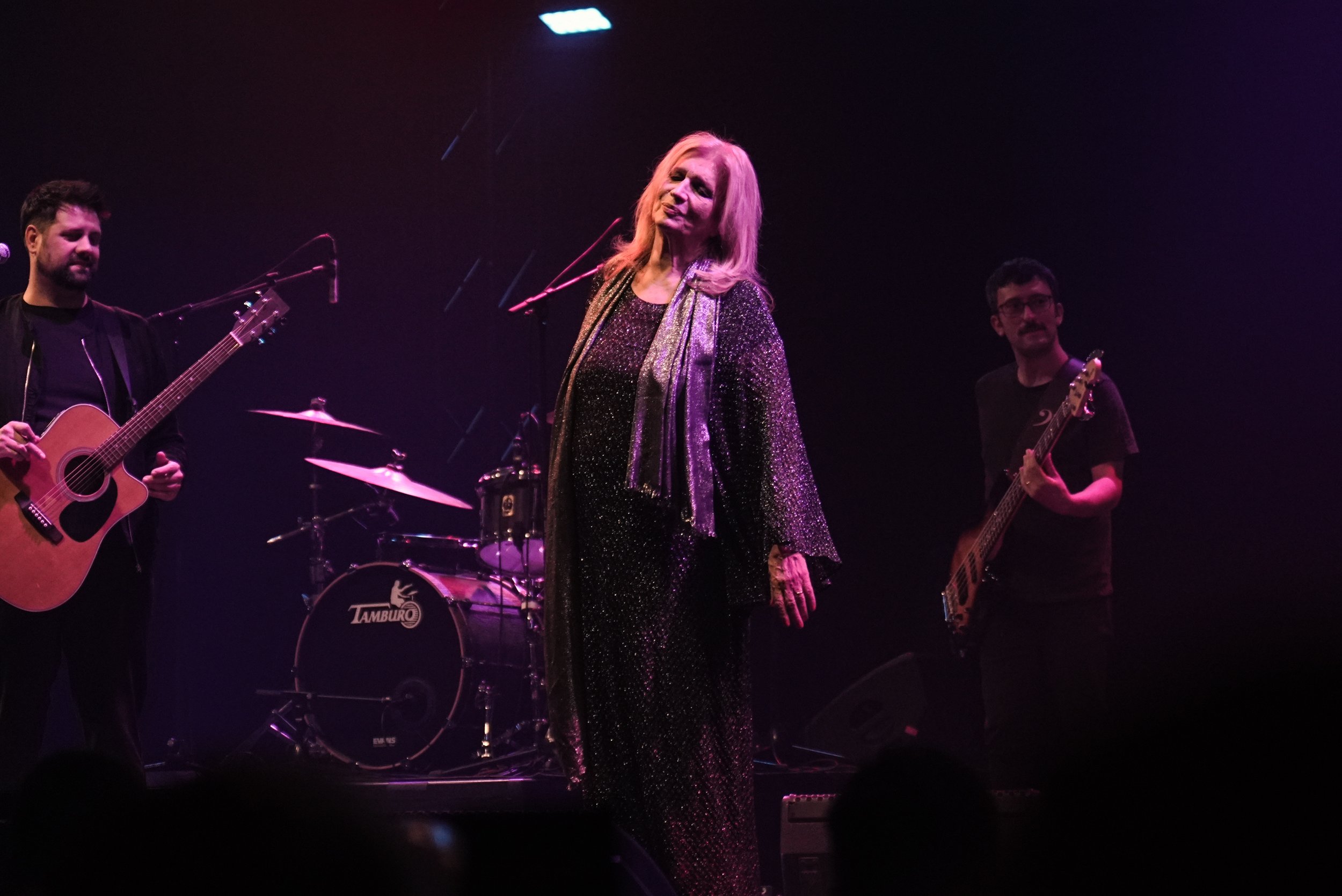 Iva Zanicchi conquista Biel: le Christmas Sessions si chiudono con un Meet & Greet indimenticabile