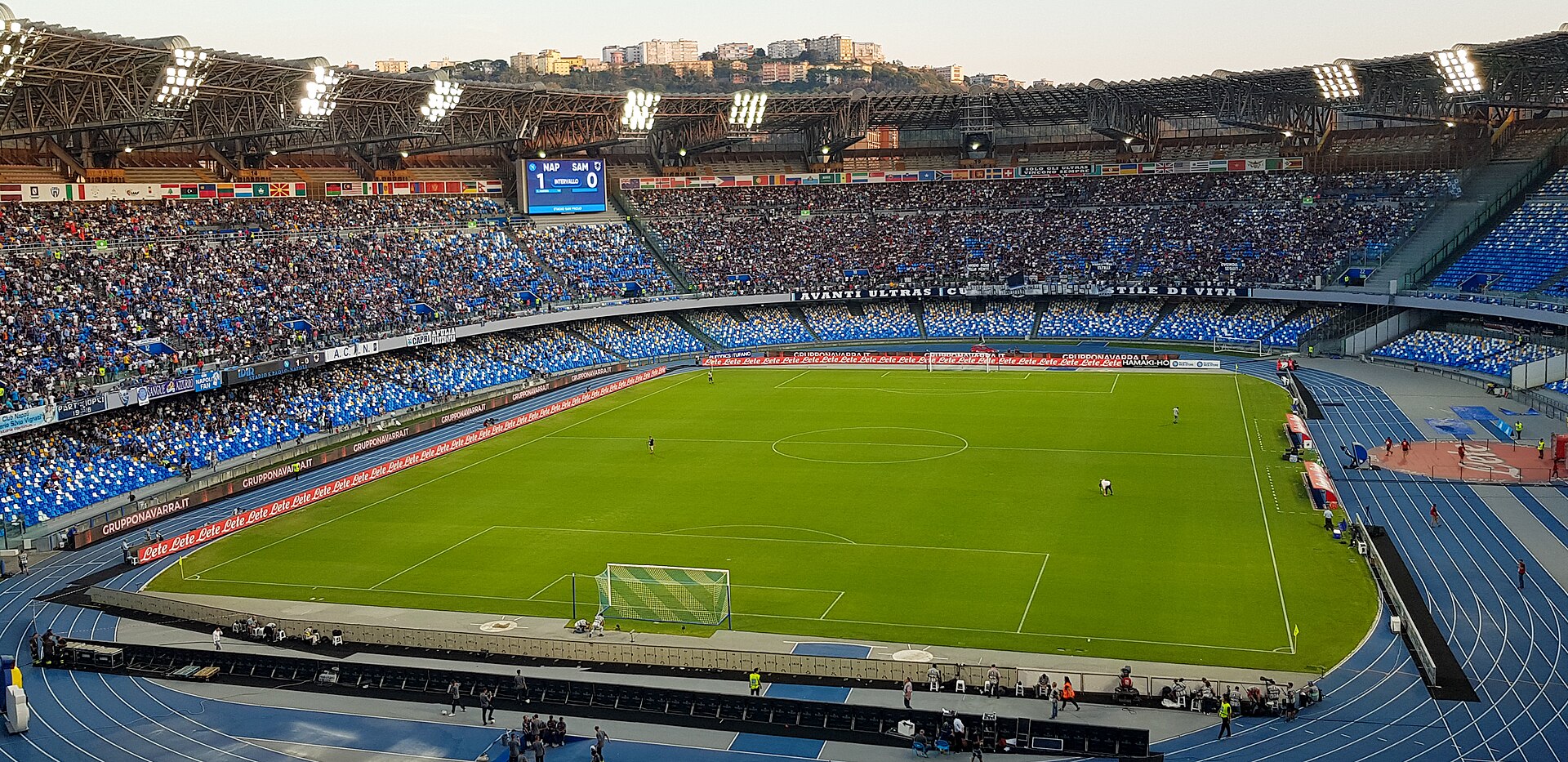 Lo stadio Diego Armando Maradona di Napoli
