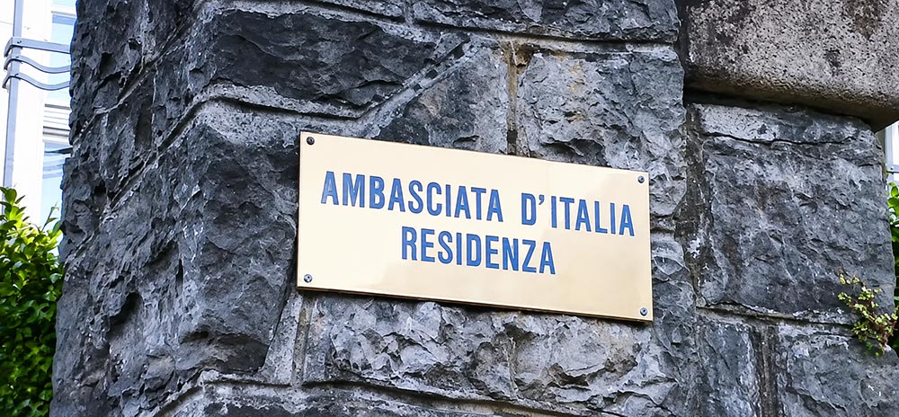 Ambasciata d'Italia a Berna: bando per quattro impiegati a contratto