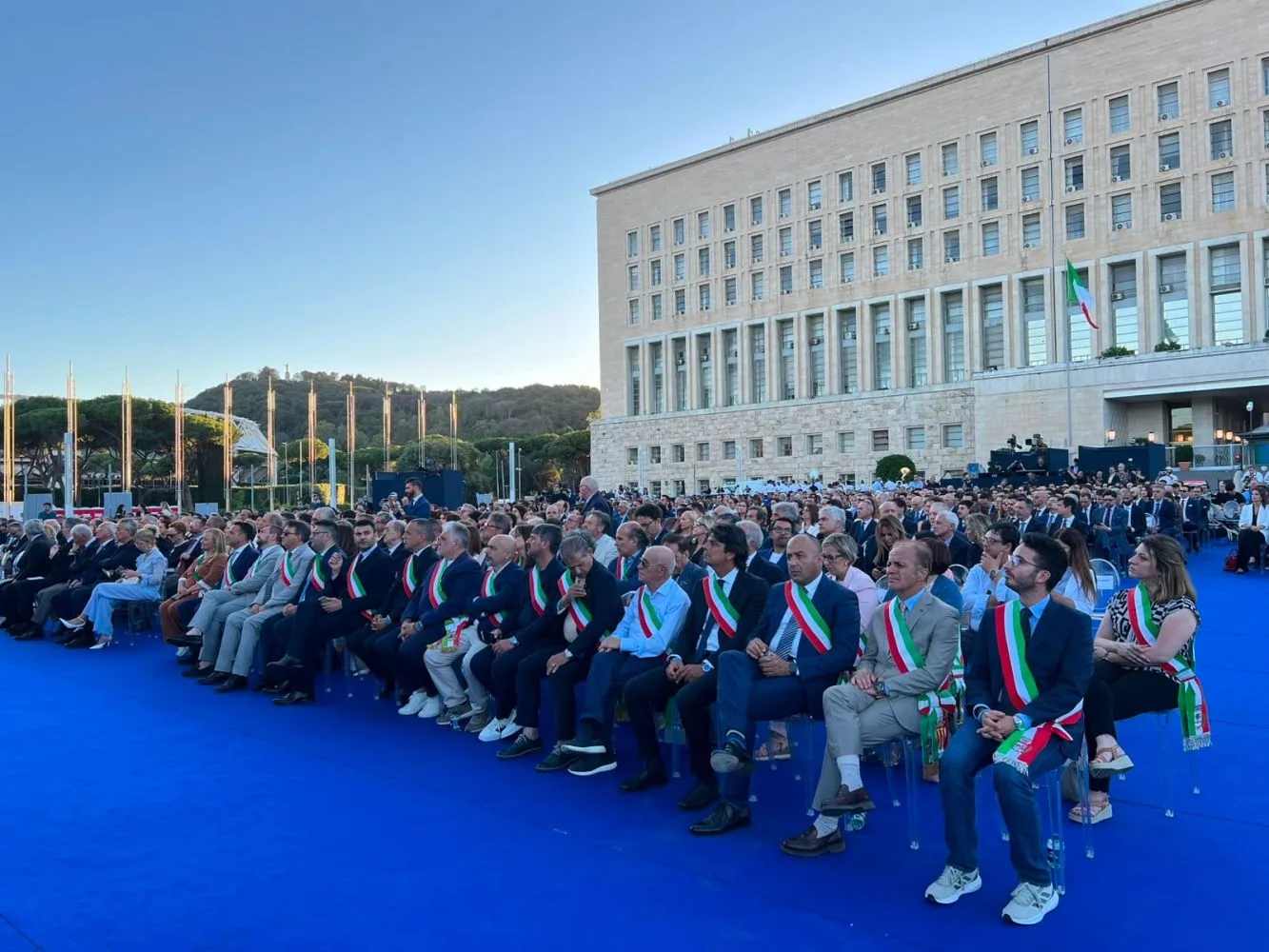 Wurzeltourismus und Sportdiplomatie: CONI lanciert die Trophäe 2026 und bezieht auch die Schweiz ein