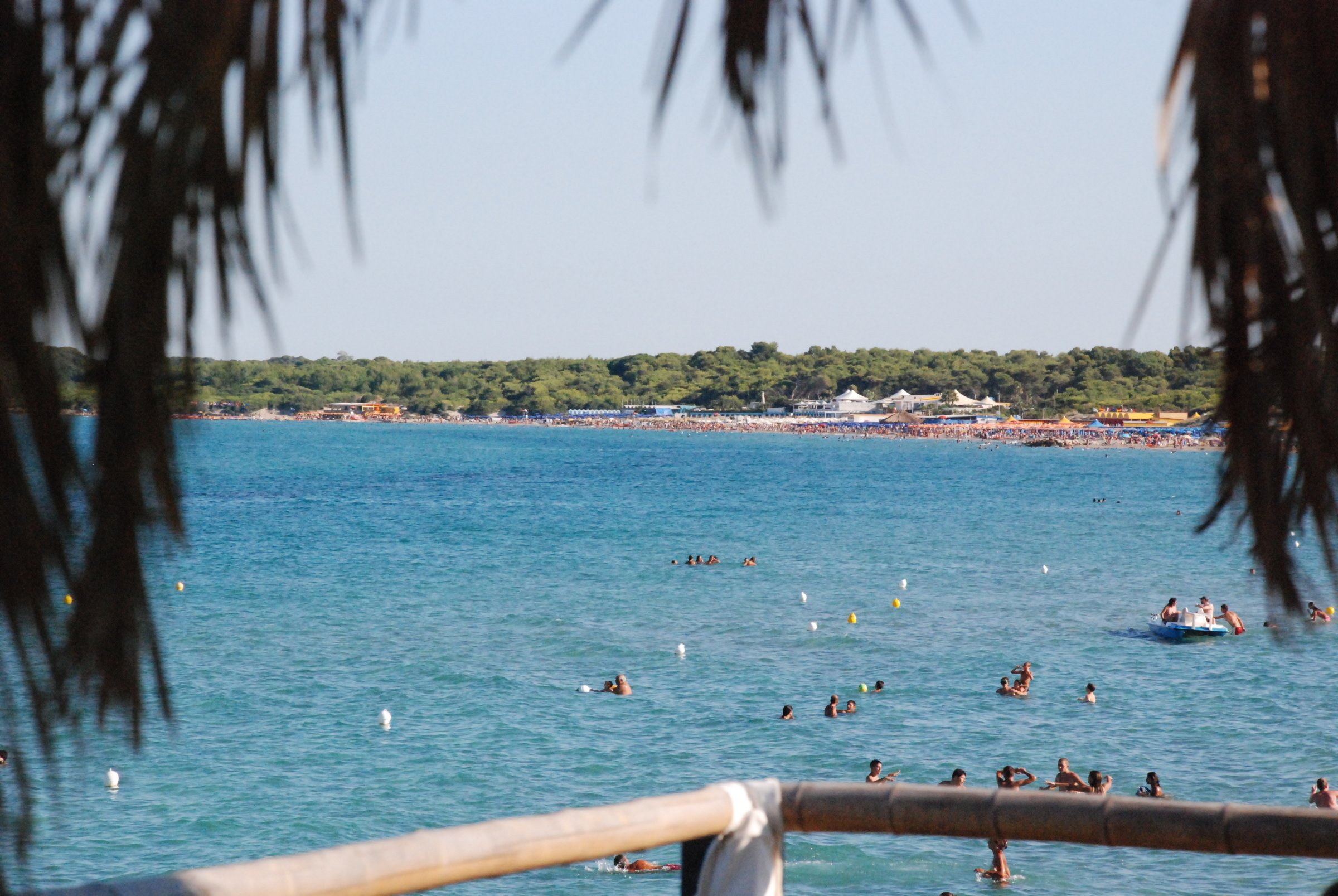 Mare cristallino e spiaggia della costa salentina