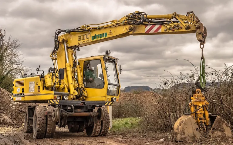 10 Reasons Your Construction Company Needs to Use Electronic Signatures