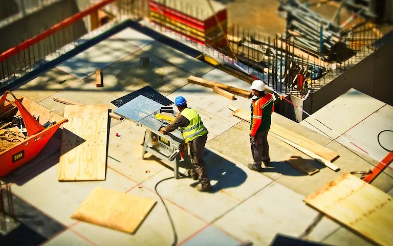 10 Reasons Your Construction Company Needs to Use Electronic Signatures