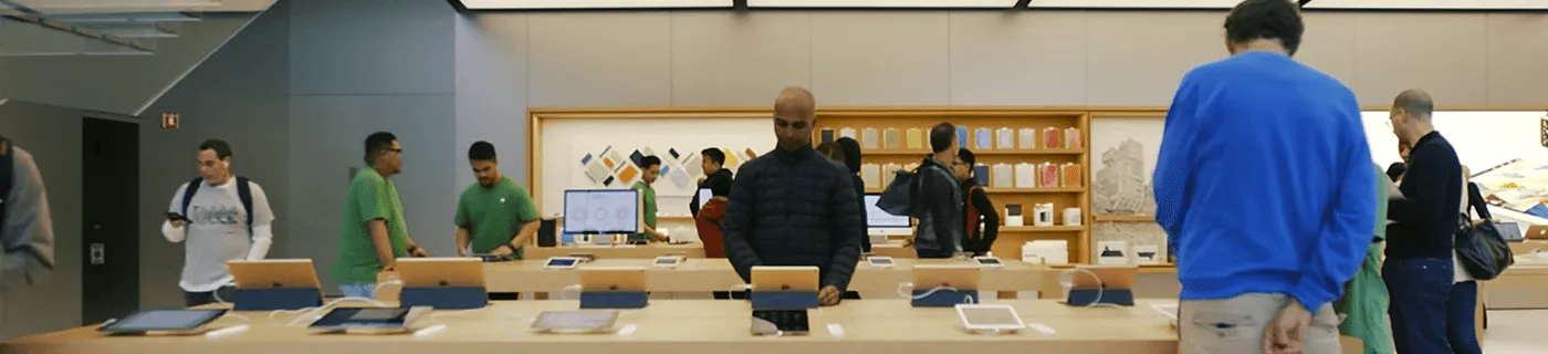 Meeting Signeasy at the flagship San Francisco Apple Store
