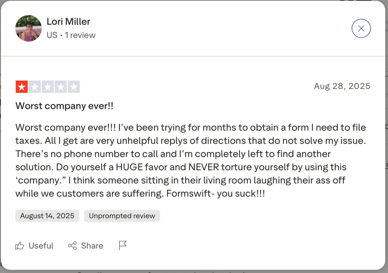 Negative FormSwift user review highlighting poor support and unresolved issues.