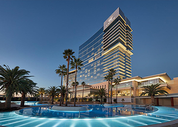 Share & Win a $2000 luxury staycation