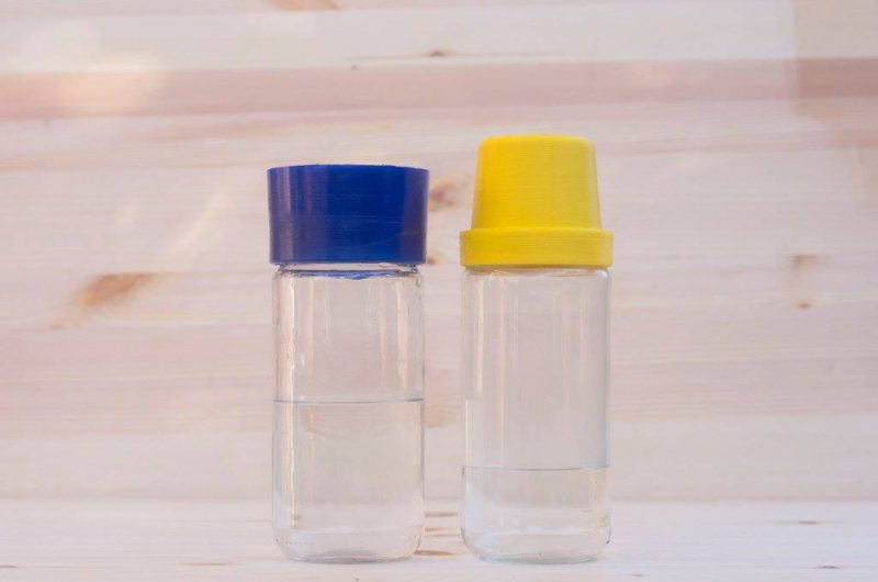 mini bottles