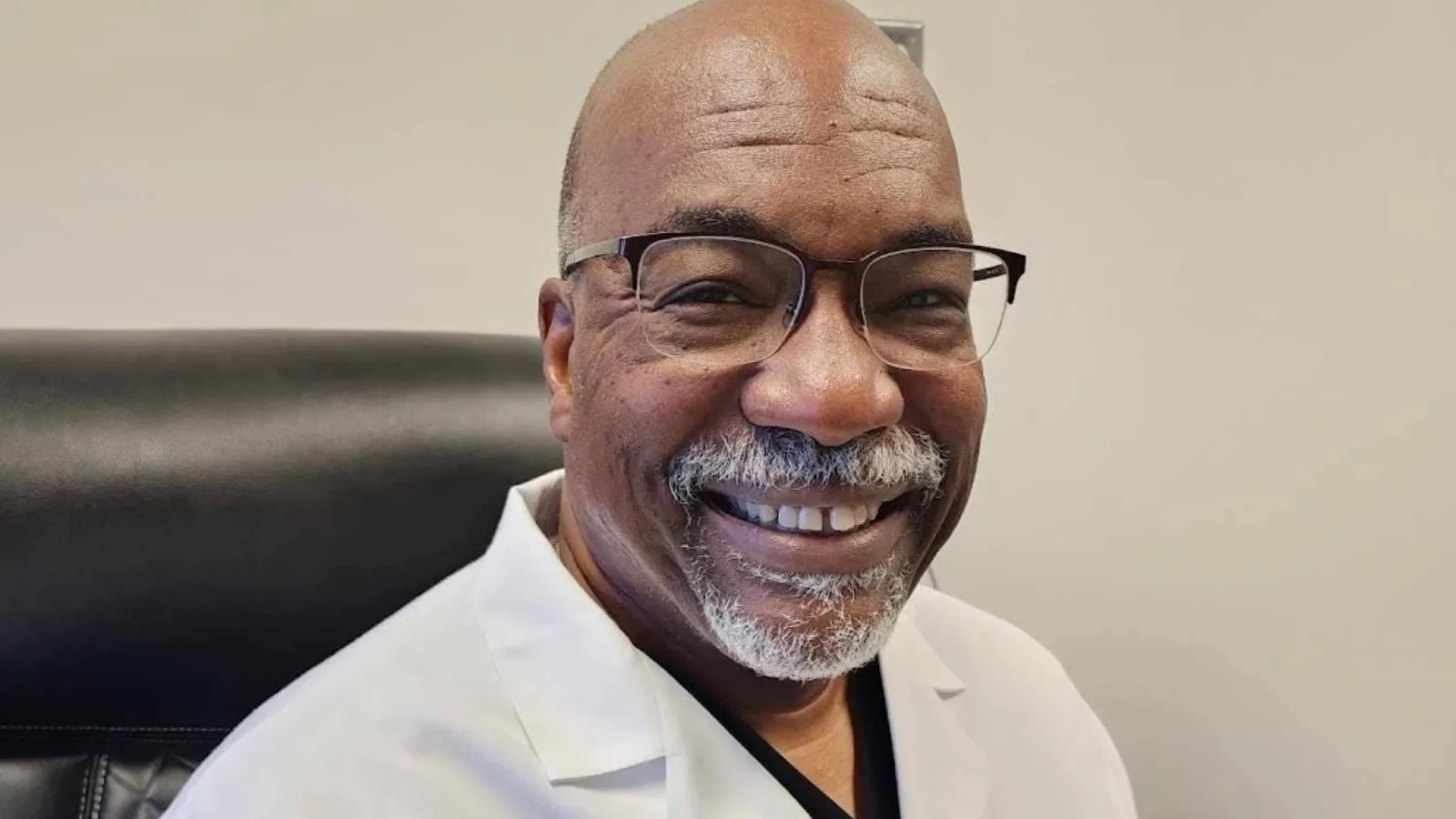 Richmond doctor on solutions to holiday allergies: 'I can perform procedures in the office, and also treat people for allergies'