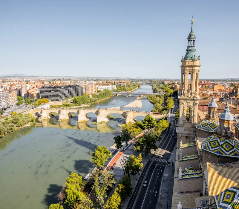 Zaragoza skyline for AI Trainings