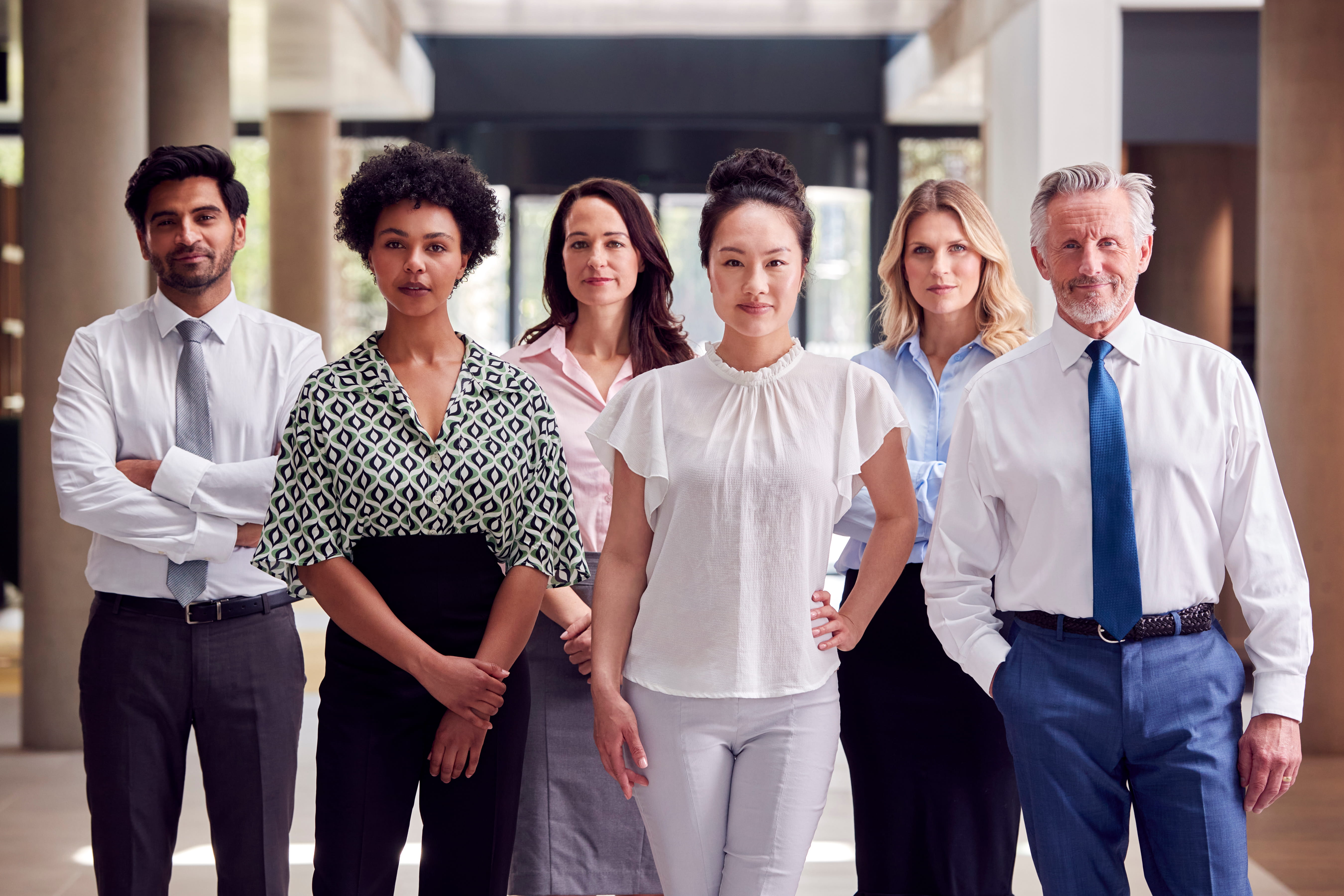 Why Non-Technical Staff Struggle to Apply Corporate AI Training Content