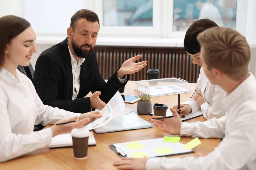 Why Non-Technical Staff Struggle to Apply Corporate AI Training Content