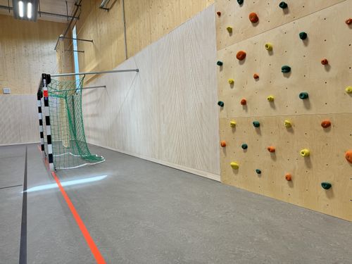 Turnhalle mit Ganztagsbetreuung, Kassel