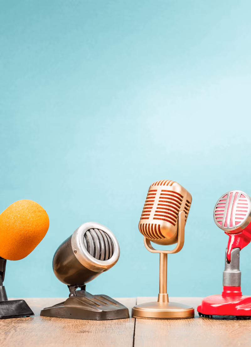 Journalistiek en democratie gaan hand in hand en kunnen niet zonder elkaar. Ze zijn elkaars strengste criticus én elkaars beschermer. Of niet? Media-expert Ike Picone (VUB) werpt in dit college een kritische blik op dit idee.