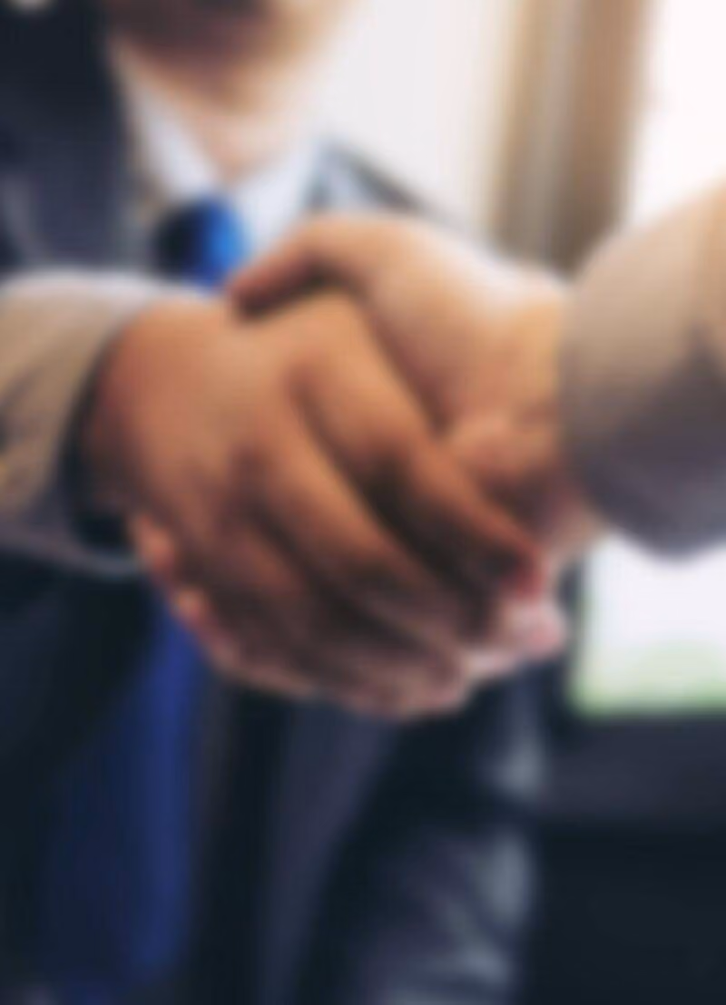 Lobbyen is een woord met een negatieve reputatie. Denk maar aan lobbyschandalen waarbij grote bedrijven met goede connecties en diepe zakken dealtjes maken om het beleid naar hun hand te zetten. Maar... is die negatieve bijklank wel terecht? Dr. Evelien Willems (UAntwerpen) deed onderzoek naar het lobbylandschap in België en weet je er alles over te vertellen.