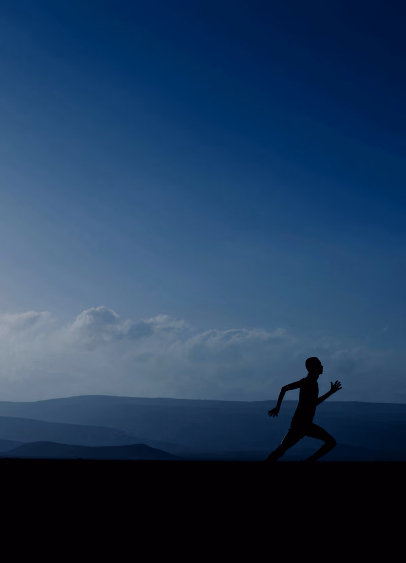 Heb jij ook zo'n sporthorloge aan de pols? En weet je ook niet helemaal wat al die hartslagzones betekenen? Prof. dr. Bert Op 't Eijnde is sportfysioloog aan de UHasselt en geeft je de beste handleiding die je je kan inbeelden. Na dit college ben je je eigen sportcoach en weet je als geen ander hoe je kilo's verliest en conditie kweekt.