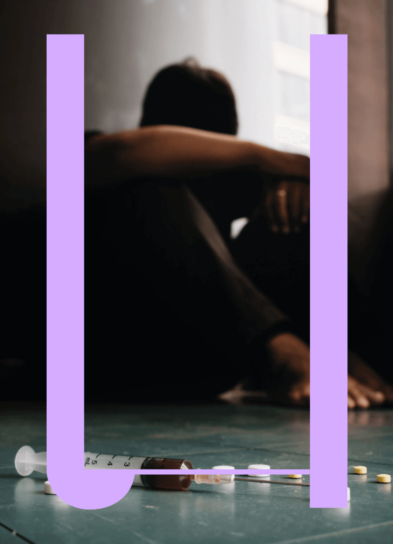 Als je elke ochtend een kopje koffie drinkt, gaat je lijf zich daar na verloop van tijd op 'voorbereiden'. We spreken van gewenning. Maar hoe goed je tegen cafeïne, alcohol of andere drugs kan, hangt ook enorm af van de omstandigheden...