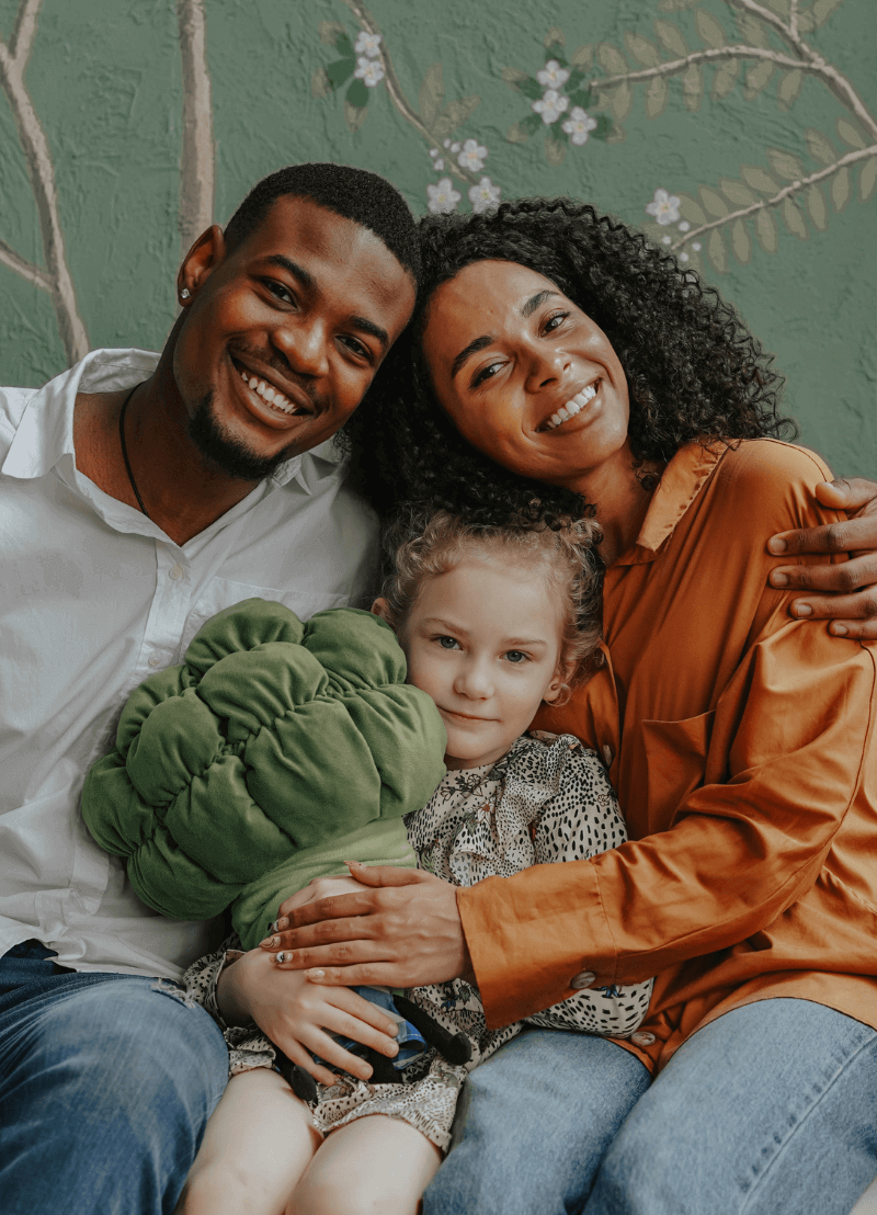 Adoptie lijkt een geweldig mooi gebaar. Je helpt een moeder uit de nood die niet langer voor haar kind kan zorgen of een weeskindje die zelfs geen mama meer heeft. Maar is dat het hele verhaal? Dr. Sophie Withaeckx is onderzoekster naar adoptie aan de VUB en de Universiteit Maastricht en komt ons vertellen hoe ethisch verantwoord adoptie eigenlijk is.