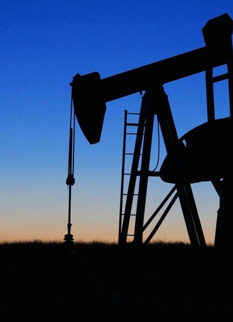 De wereldwijde olie- en gasvoorraden zijn in handen van slechts een beperkt aantal landen. Hoe gevaarlijk is dat eigenlijk? Rusland kan de gaskraan zomaar toe draaien om andere landen onder druk te zetten. Maar ook andersom kunnen importerende landen energie-embargo's afkondigen. Hoe landen energie kunnen gebruiken als wapen, dat komt politicoloog Thijs Van de Graaf aan de Universiteit van Gent ons vertellen.