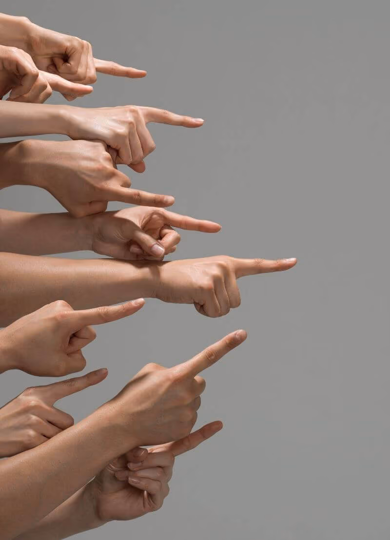 Ouders kunnen je steun en toeverlaat zijn. Ze helpen je uit de nood, geven je een duwtje in de rug, spreken je bemoedigende woorden toe. Langs de andere kant kunnen ouders je ook in de problemen brengen. Ouders kunnen je negeren, verwaarlozen, verlaten. Psycholoog Guy Bosmans (KU Leuven) buigt zich over de ouder-kind dynamiek. 