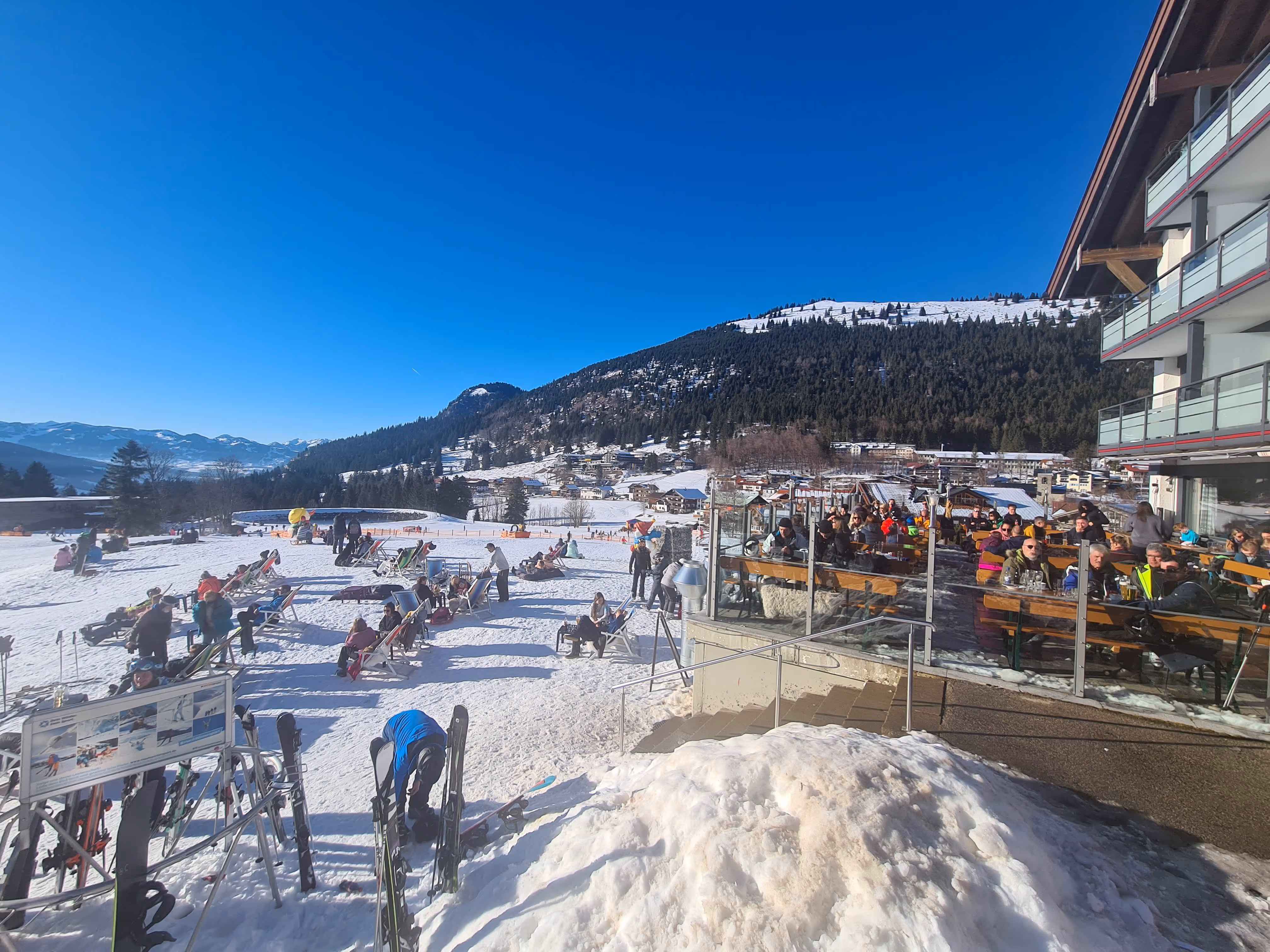 Essen direkt an der Skipiste im Hotel Bergzeit im Allgäu