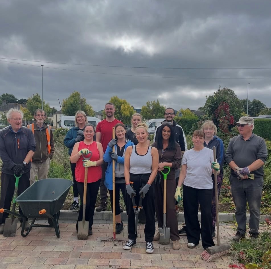 On the 16 of September, members of Seetec alongside Cheeverstown staff and regular volunteers came together as a team to begin work on an exciting garden renovation project at a new Cheeverstown property in Firhouse.