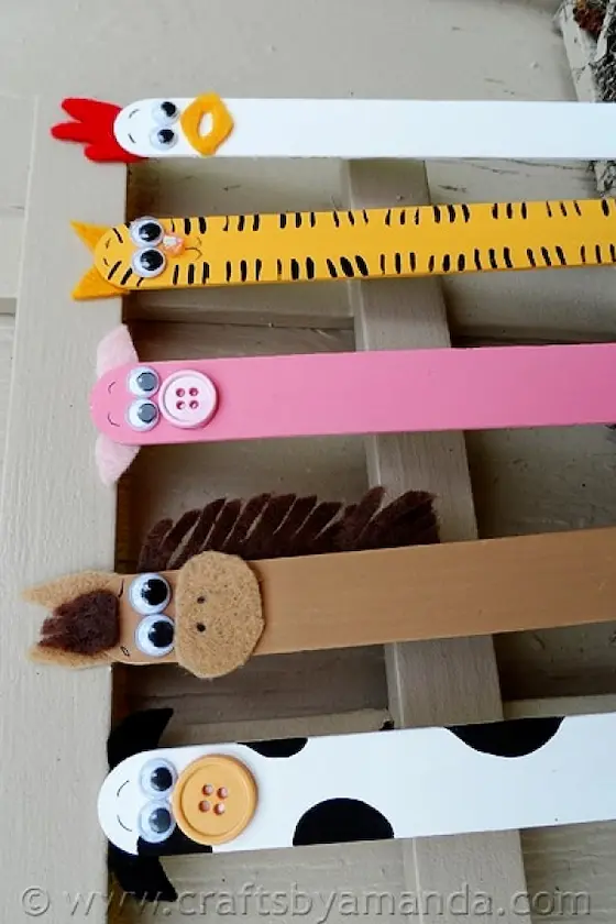 Craft animals made with craft sticks and with googly eyes