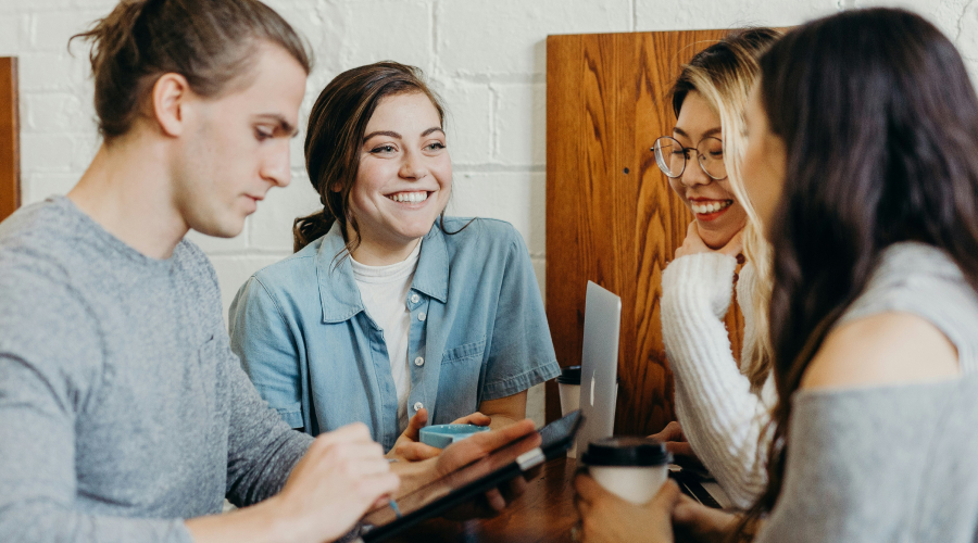 4 teachers using different technology