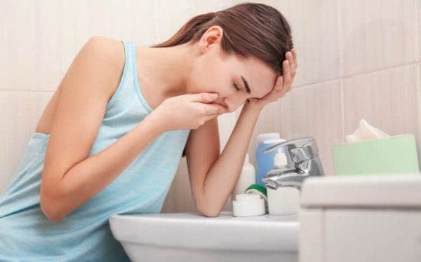 So sánh dấu hiệu có kinh và có thai
