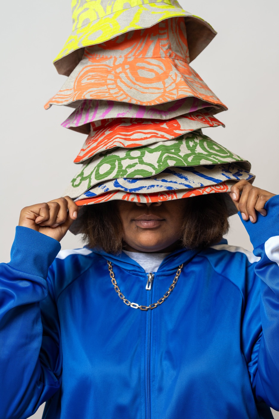 Mukaṯa Rikina studio photograph