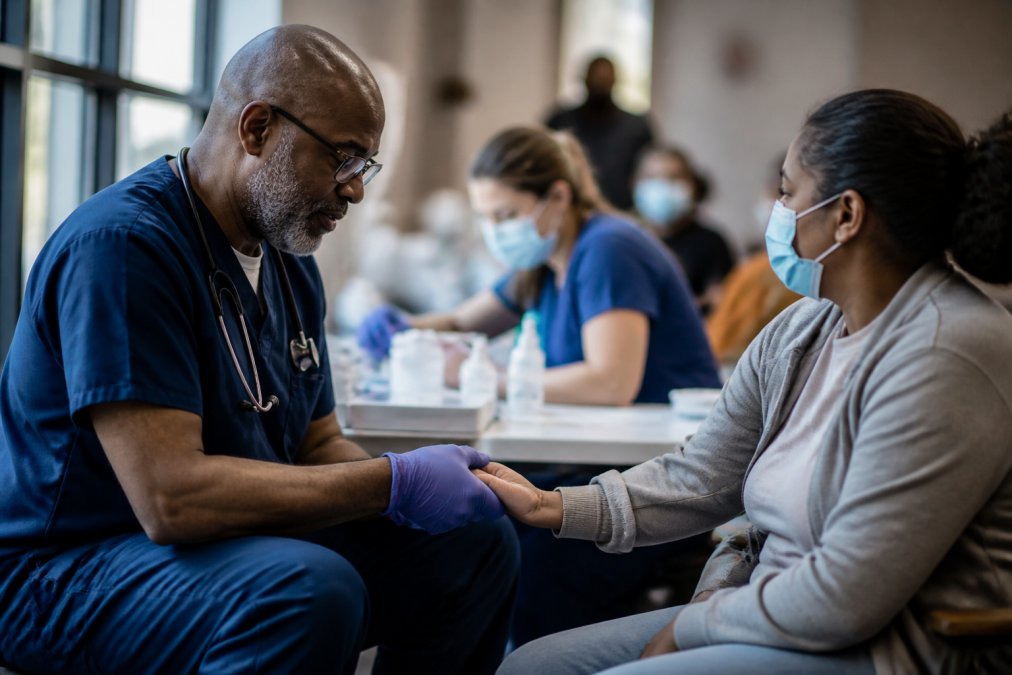Professional demonstrating digital growth strategy for infectious disease centers technique in modern clinical setting with natural lighting