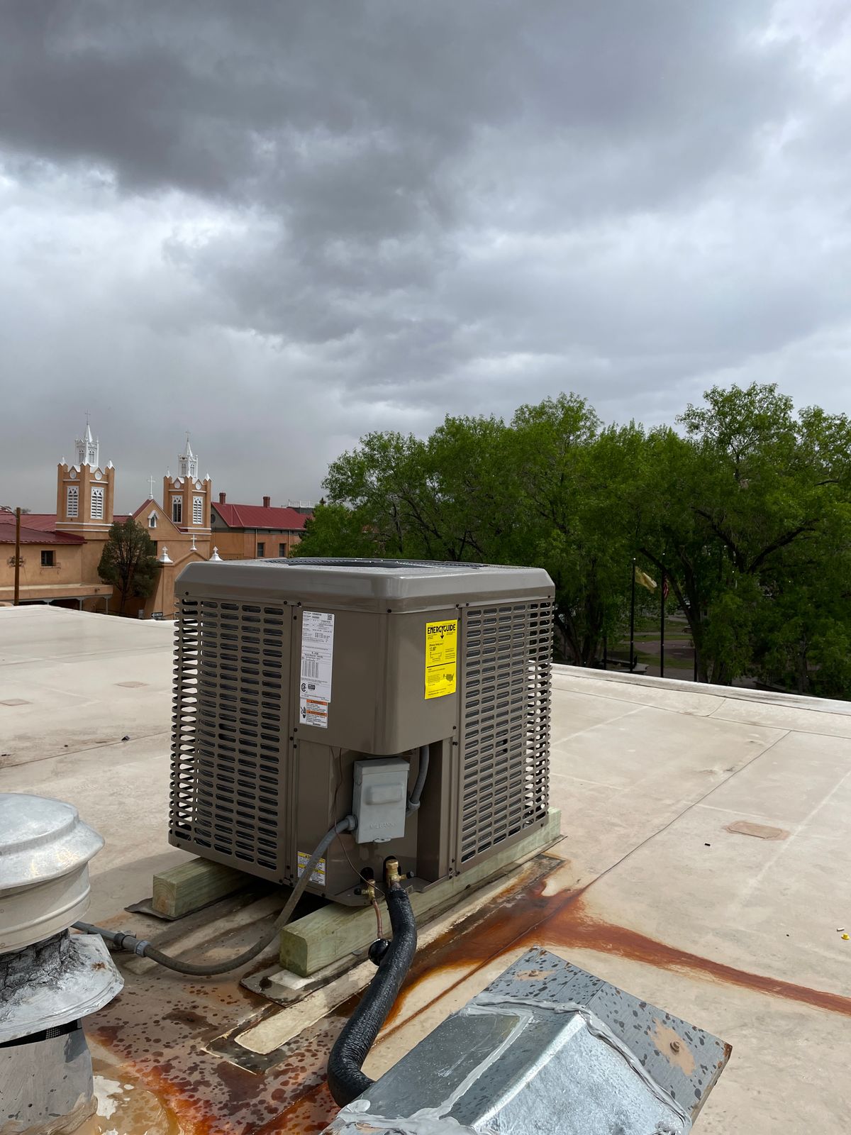 Rooftop heat pump repair by MGP Mechanical in Albuquerque