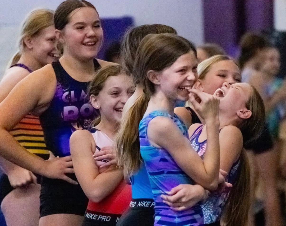 Arizona Sunrays Hosts an Olympic Watch Party