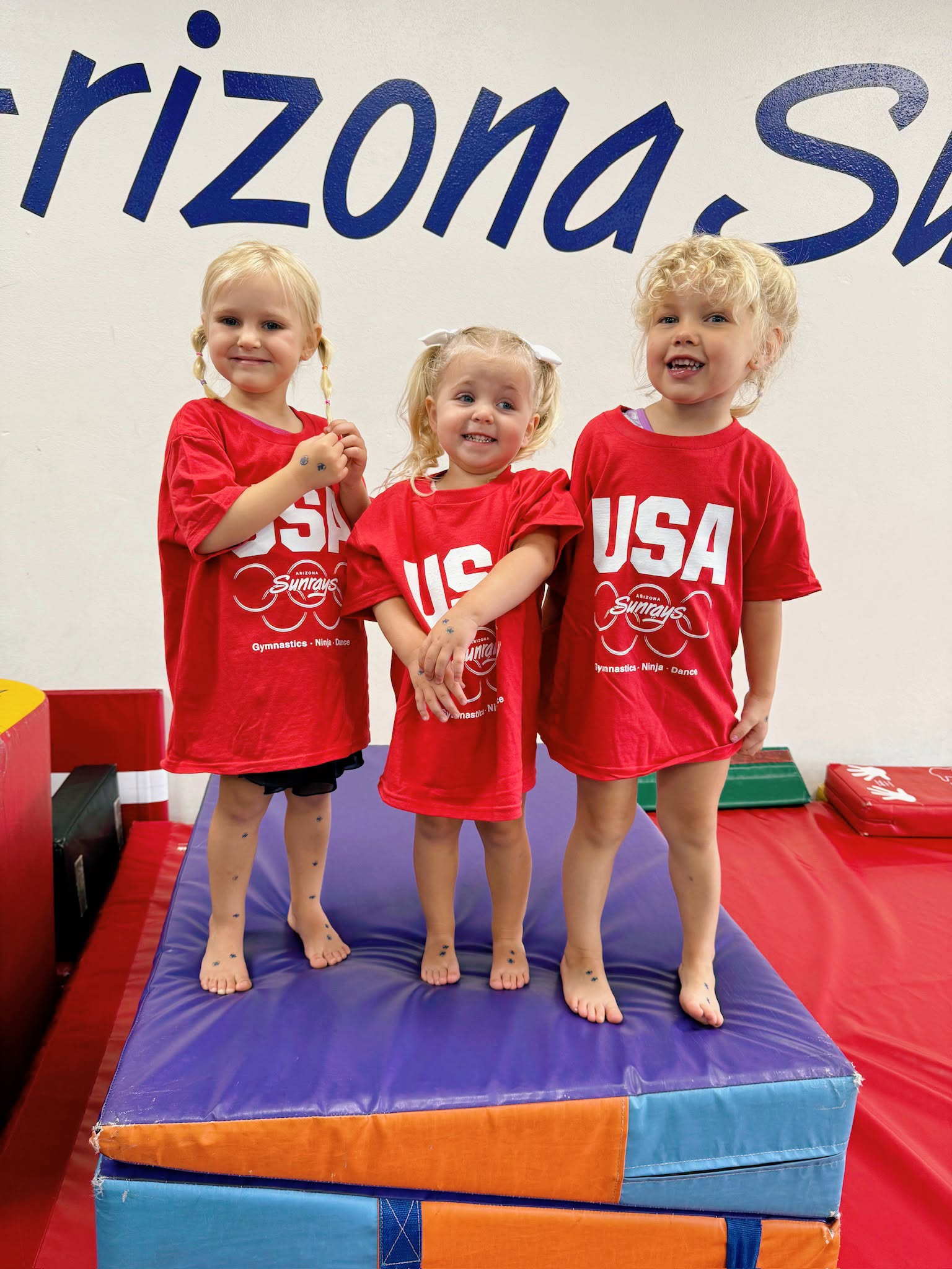 Arizona Sunrays Hosts an Olympic Watch Party
