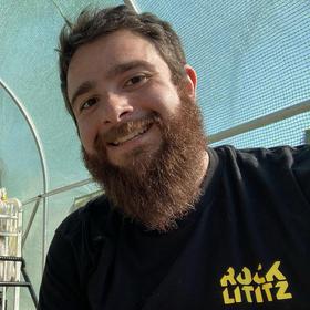 Charlie Hernandez Jr 