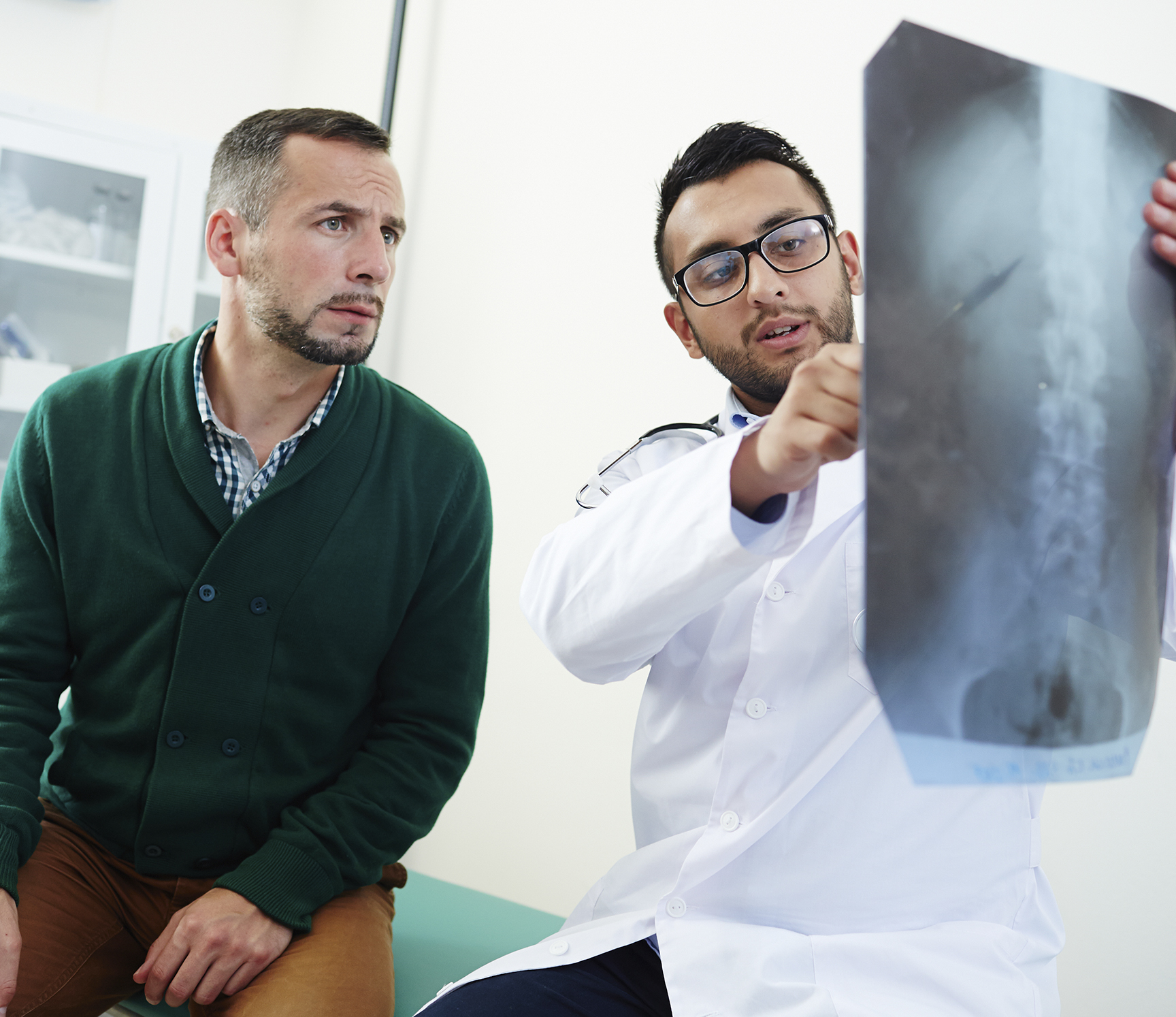 Seguro Médico - atención ambulatoria, Incluye consultas, exámenes, tratamientos, medicamentos y terapias.