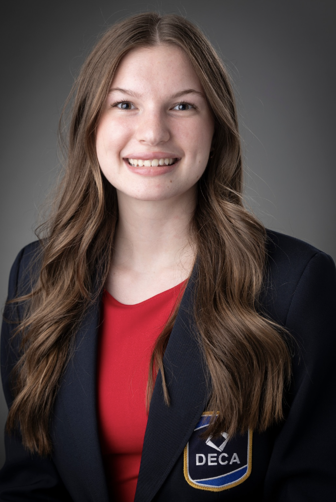 WI DECA State President Olivia Lemanski Headshot