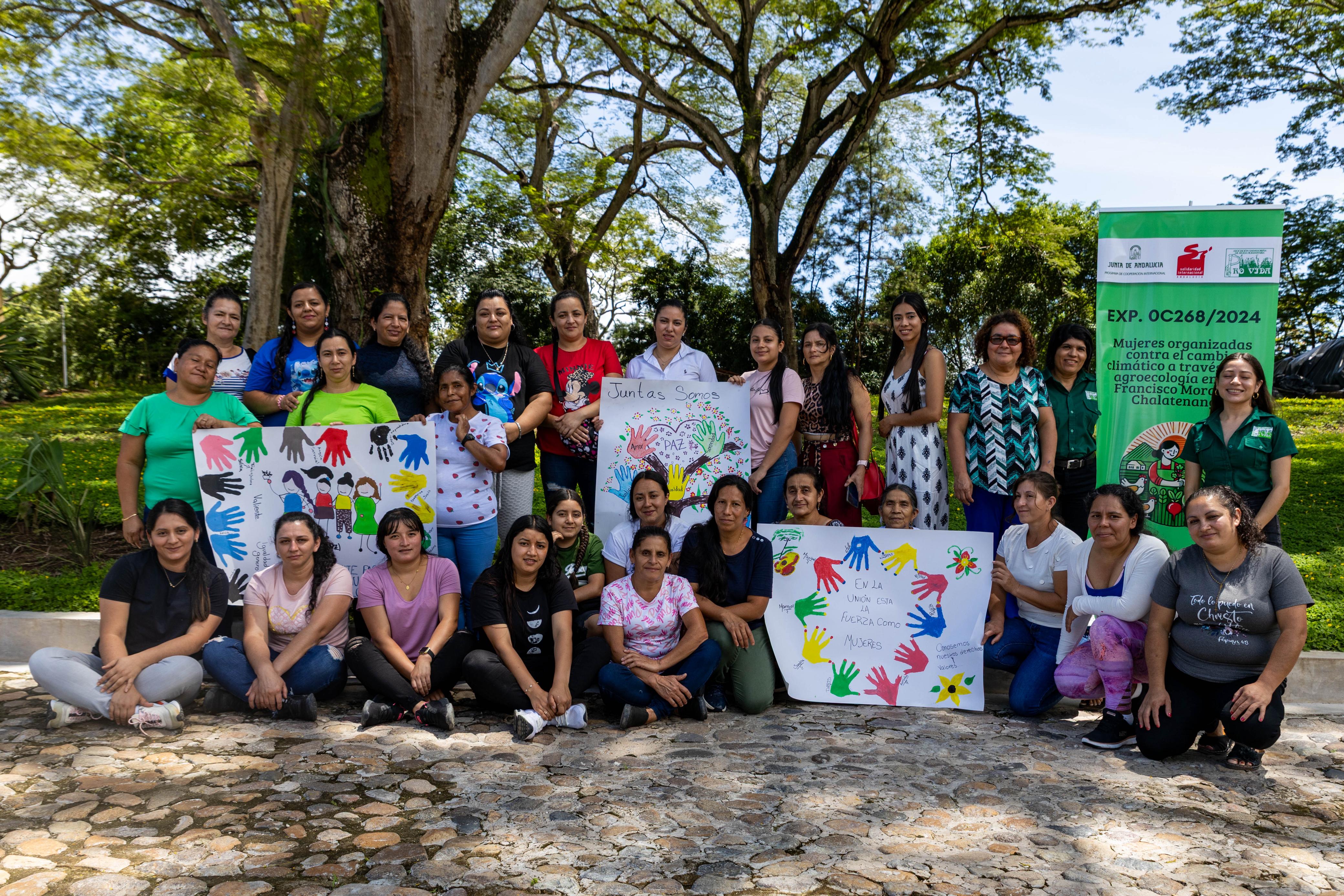 Mujeres organizadas contra el cambio climático a través de la agroecología en San Francisco Morazán, Departamento de Chalatenango