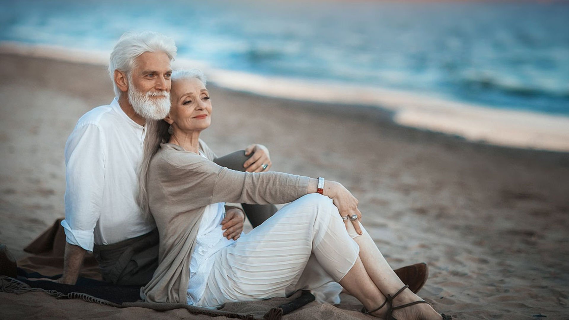 Com a vacinação, proporção de óbitos em idosos acima de 80 anos caiu pela metade.