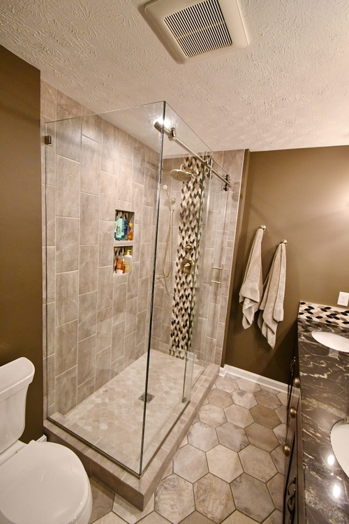 Master Bathroom, Bedroom & Foyer Remodel