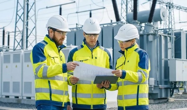 Engineers at substations review plans for energy storage and ancillary services to improve energy efficiency and ensure a safe and secure installation.