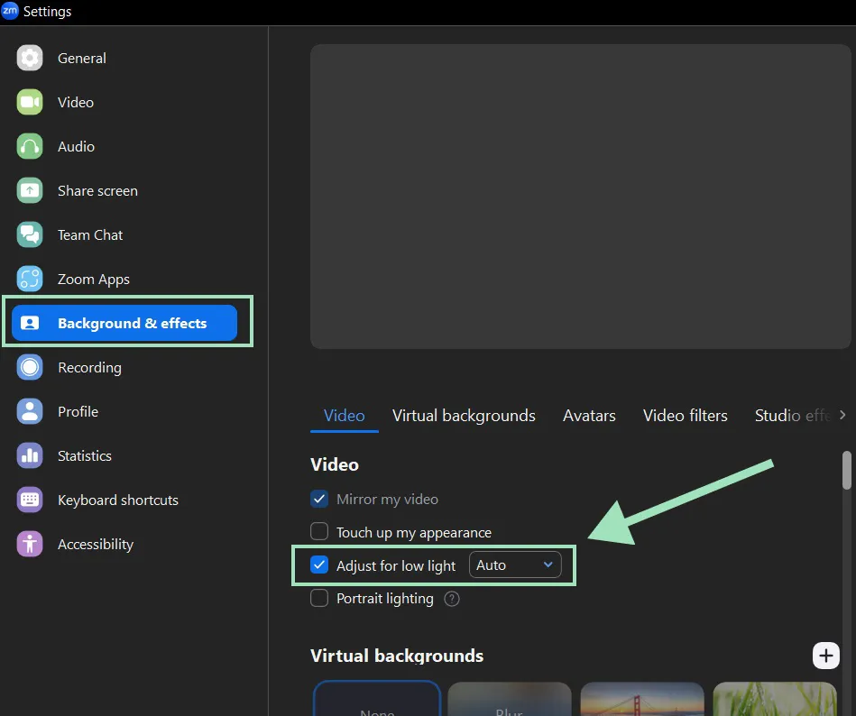 adjust for low light in zoom