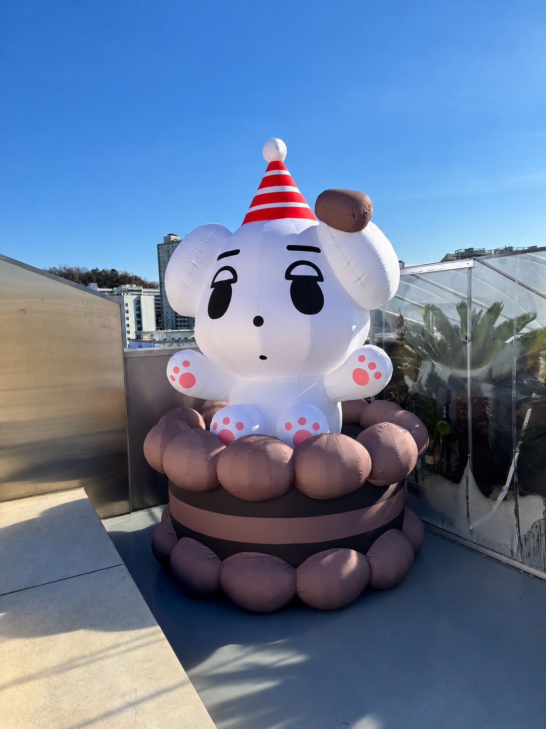 Illuminated inflatable · On-site 4