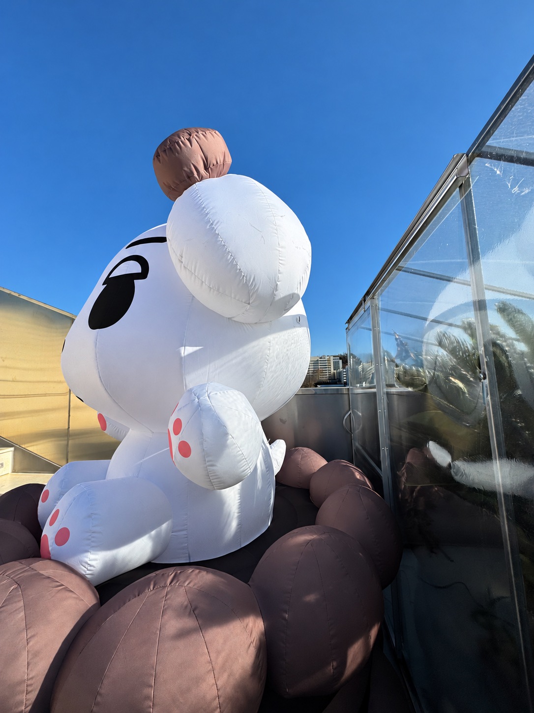 Illuminated inflatable · On-site 5
