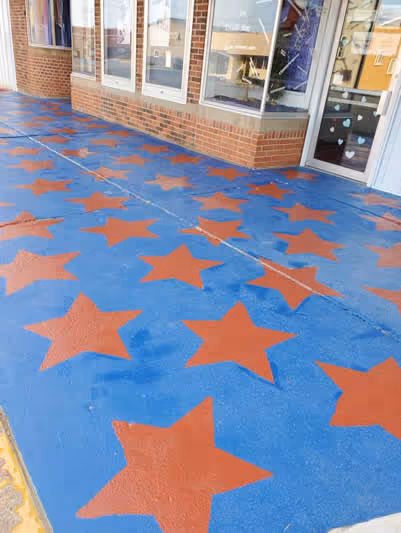 Sidewalk at Mott Theatre